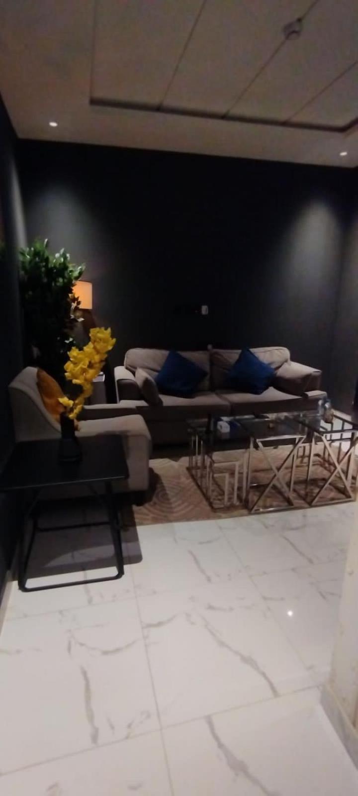 شقه غرفه وصالة 10 Apartment *